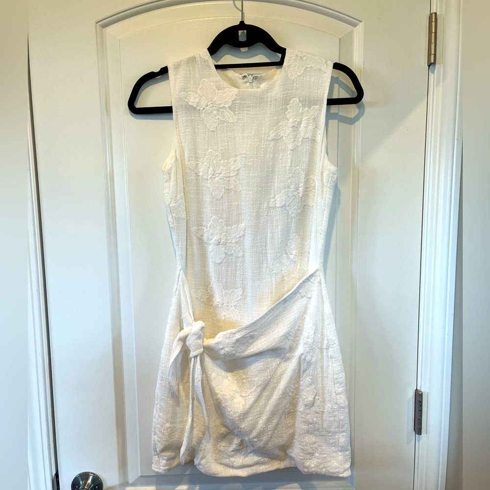 Line + Dot - White Sheath Embroidered Wrap Dress - Cotton - Lined - EUC - XS